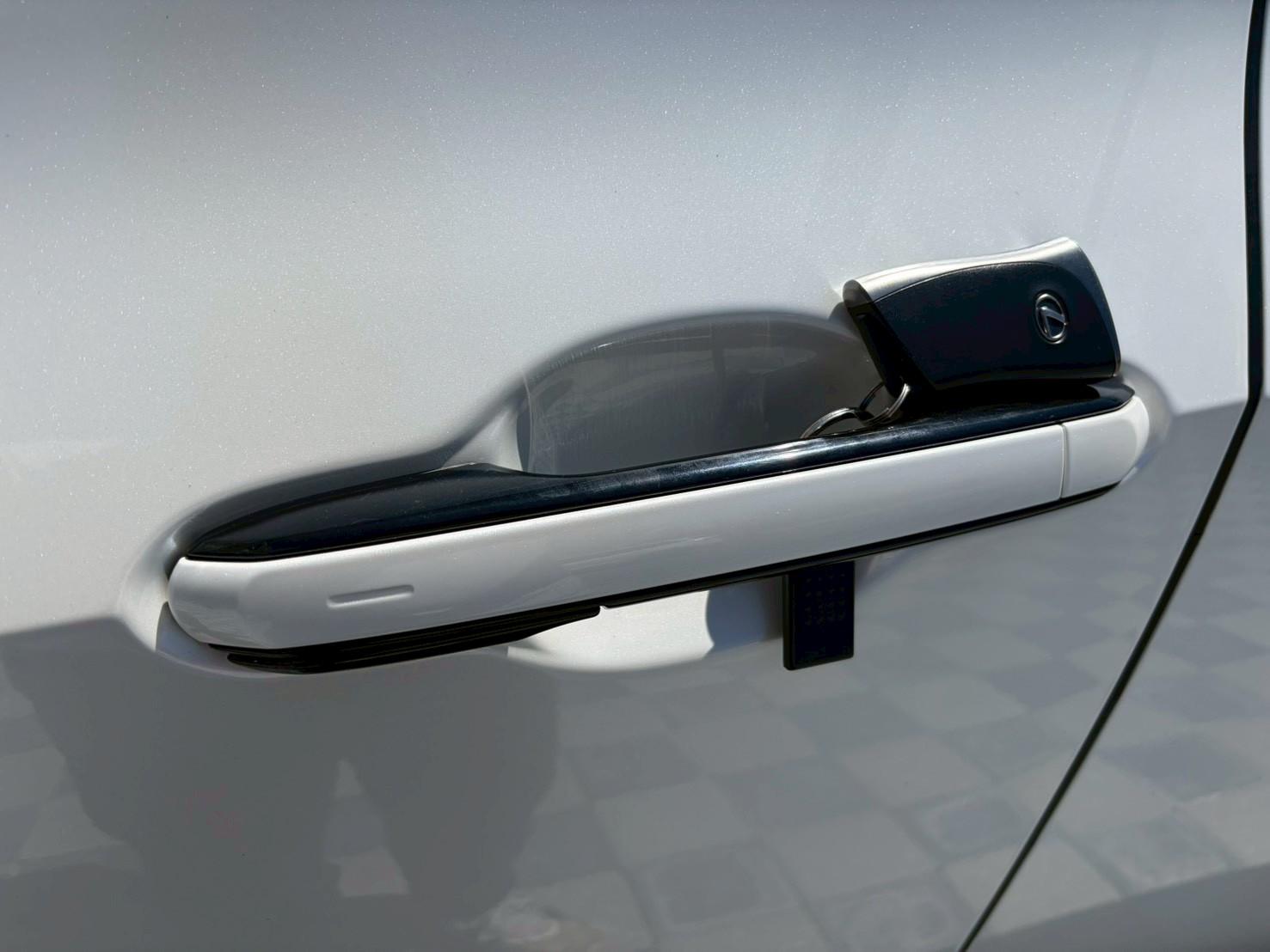 2024 Lexus NX200 菁英版 白
