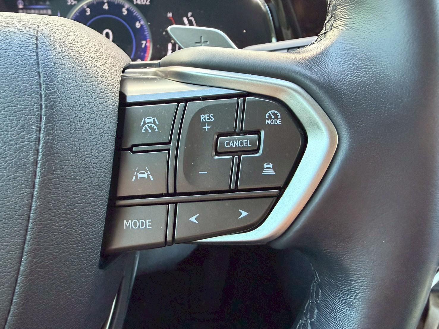 2024 Lexus NX200 菁英版 白