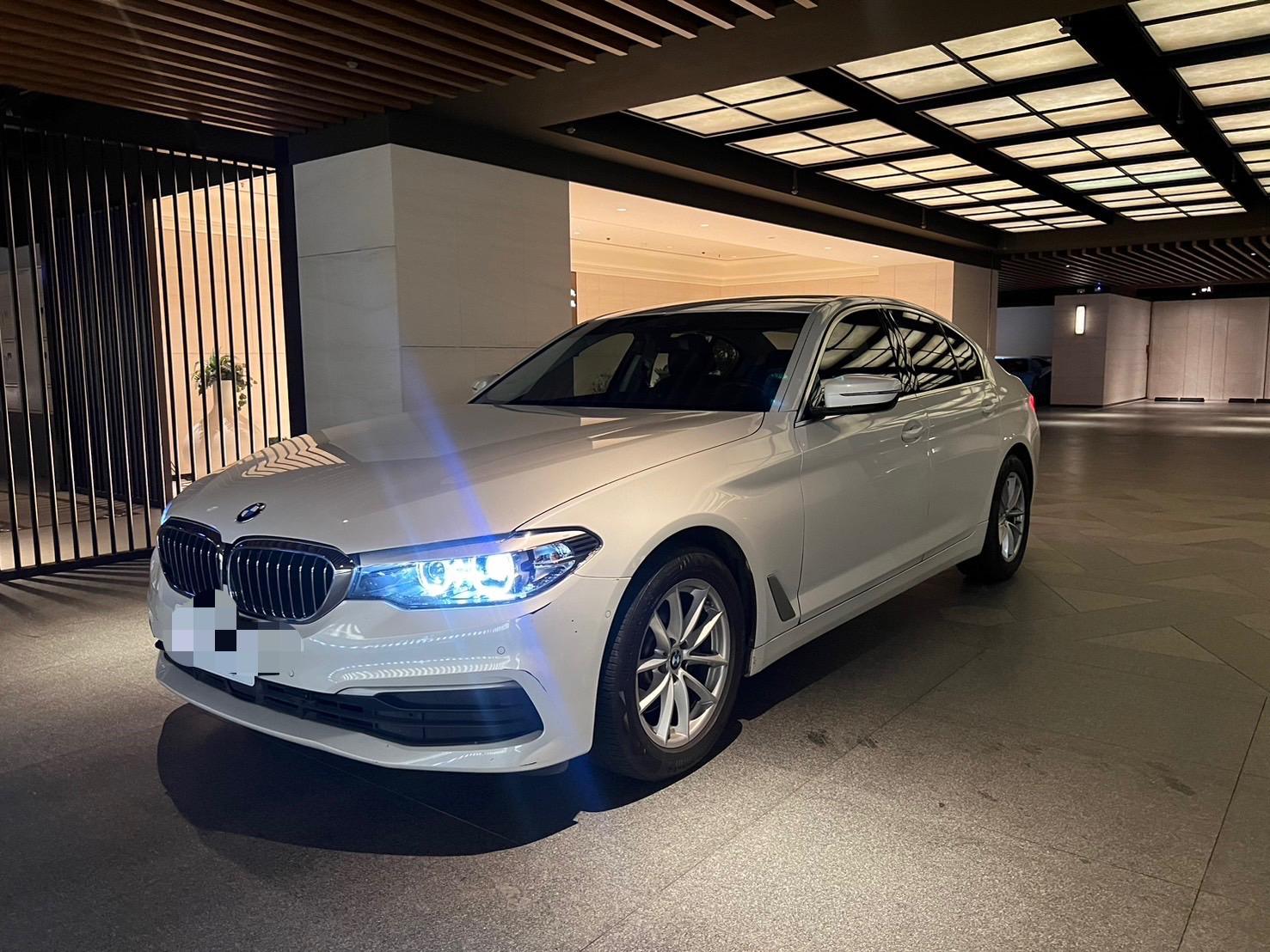 2018 BMW 520D 白